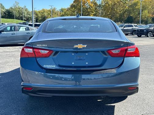 Lakeshore Blue Metallic 2024 Chevrolet Malibu LT