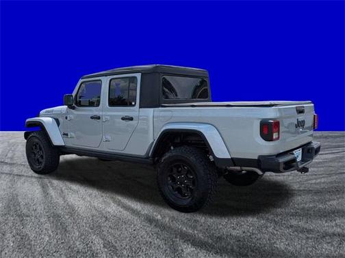2023 Jeep Gladiator Sport