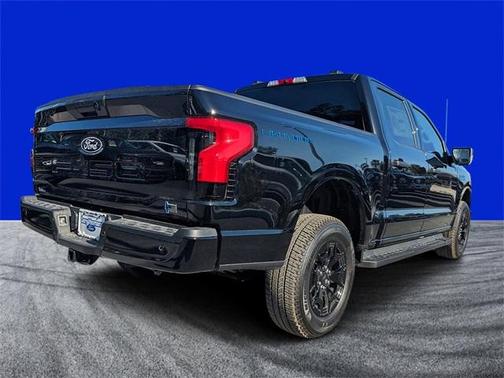 2025 Ford F-150 Lightning XLT