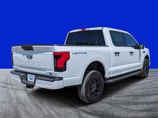 2025 Ford F-150 Lightning XLT