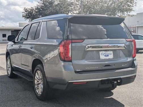 2022 GMC Yukon SLT