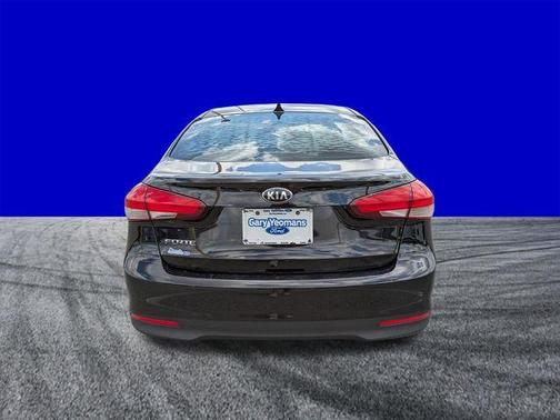 Aurora Black 2017 Kia Forte LX