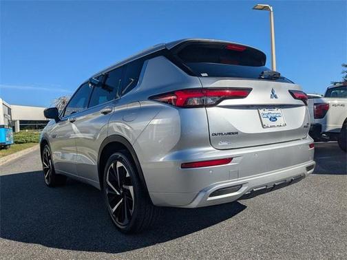 2023 Mitsubishi Outlander PHEV SEL