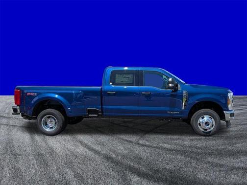 Blue Metallic 2026 Ford F-350 XLT