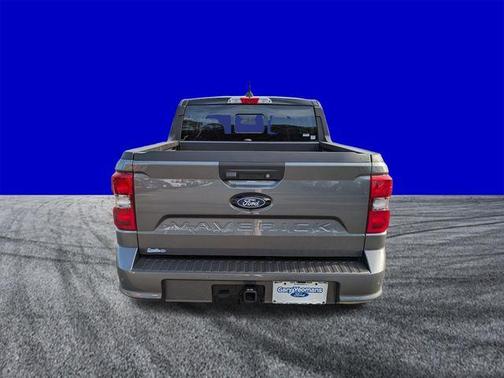 Gray 2026 Ford Maverick Lobo High