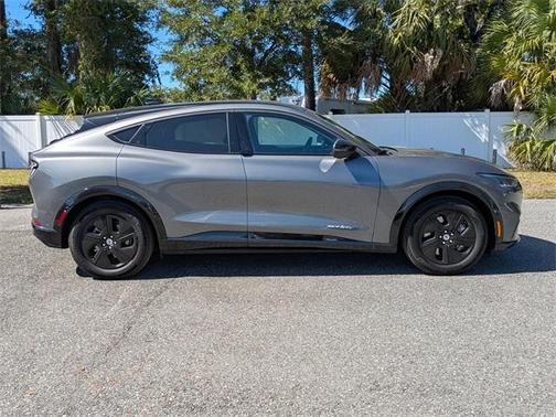 2023 Ford Mustang Mach-E California Route 1