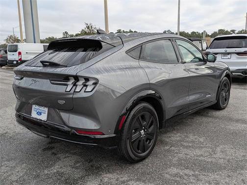 2023 Ford Mustang Mach-E California Route 1