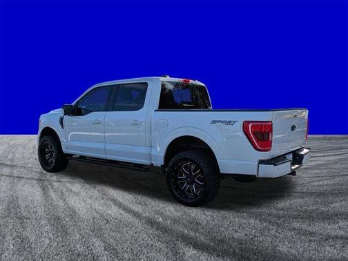 Oxford White 2023 Ford F-150 XLT