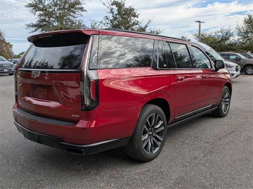2022 Cadillac Escalade ESV Sport