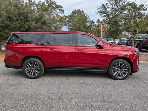 2022 Cadillac Escalade ESV Sport