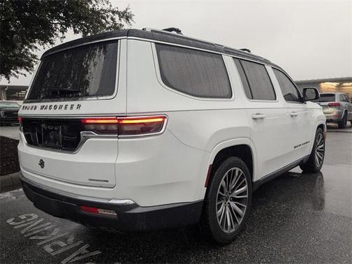 2022 Jeep Grand Wagoneer Series III