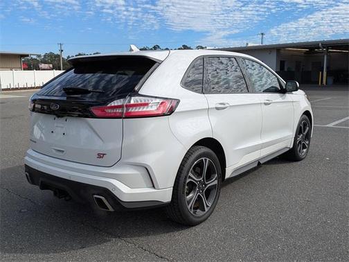 2020 Ford Edge ST