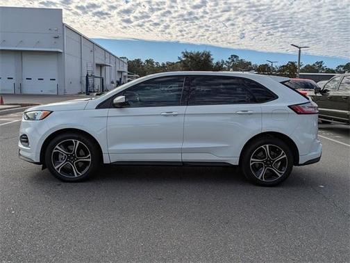2020 Ford Edge ST