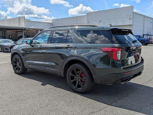 Forged Green Metallic 2024 Ford Explorer ST