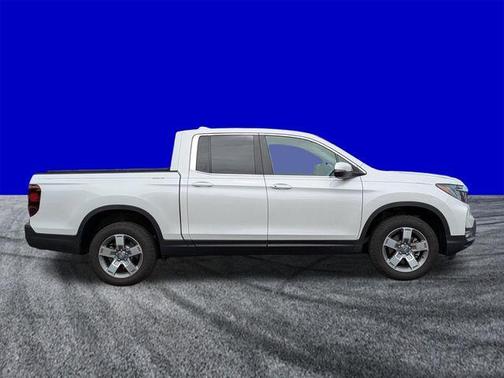 Platinum White Pearl 2026 Honda Ridgeline RTL