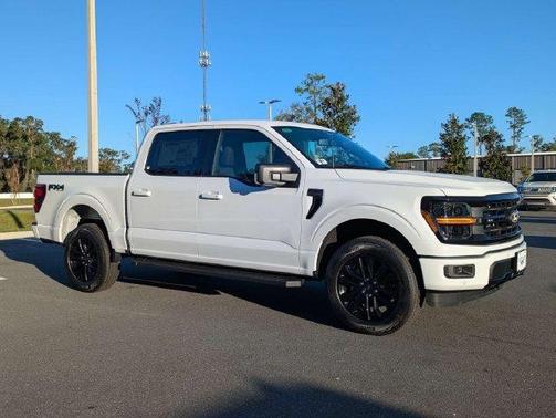 Oxford White 2026 Ford F-150 XLT