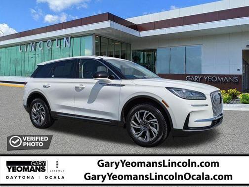 White Metallic 2023 Lincoln Corsair Standard