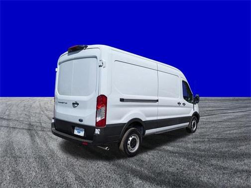 2025 Ford Transit-250 148 WB Medium Roof Cargo