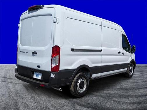 2025 Ford Transit-250 148 WB Medium Roof Cargo