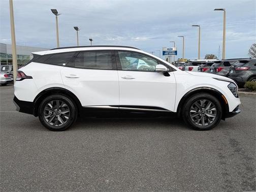 2024 Kia Sportage SX