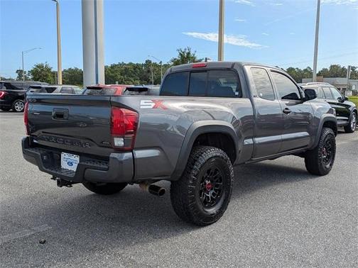 2022 Toyota Tacoma SR5