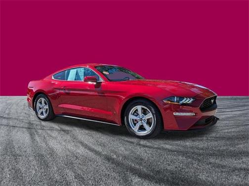 2022 Ford Mustang EcoBoost