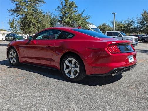 2022 Ford Mustang EcoBoost