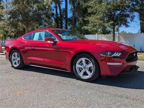 2022 Ford Mustang EcoBoost