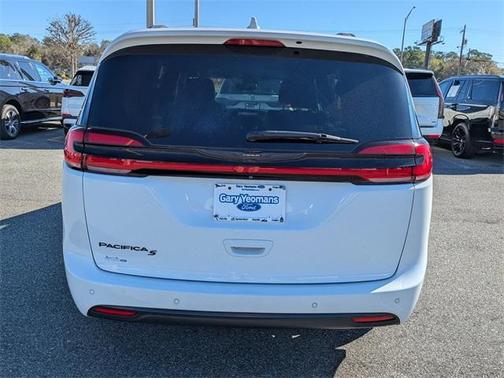 2021 Chrysler Pacifica Touring