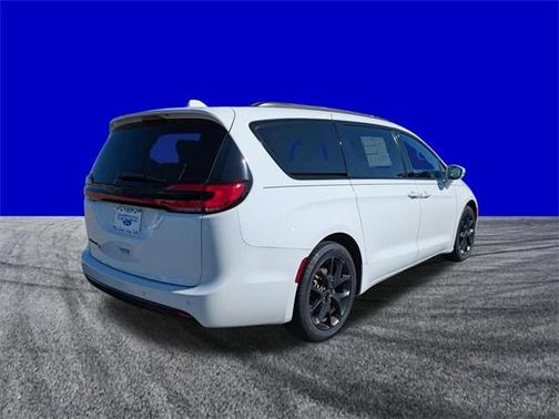 2021 Chrysler Pacifica Touring