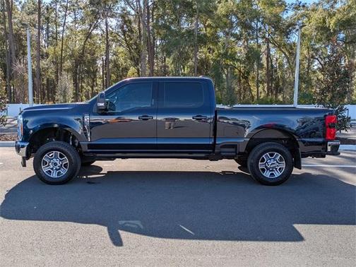 2023 Ford F-350 Lariat Super Duty