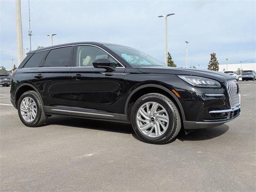 2025 Lincoln Corsair Premiere