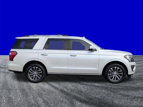 White Platinum 2018 Ford Expedition Limited