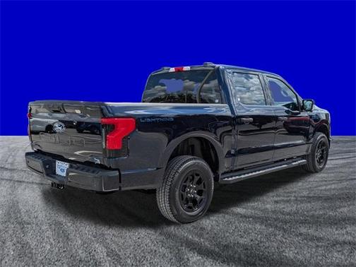 2025 Ford F-150 Lightning XLT