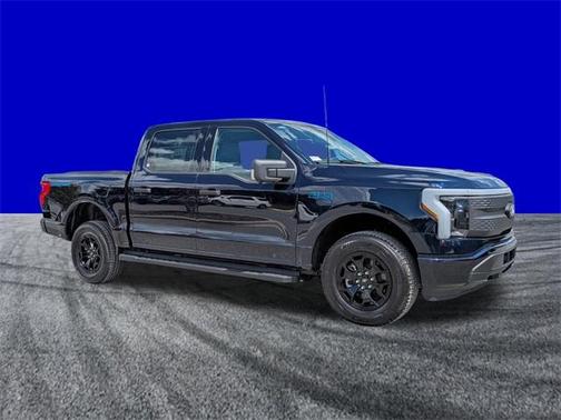 2025 Ford F-150 Lightning XLT