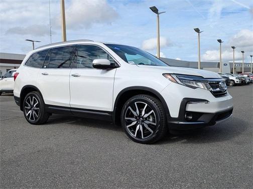 2021 Honda Pilot Touring 8-Passenger