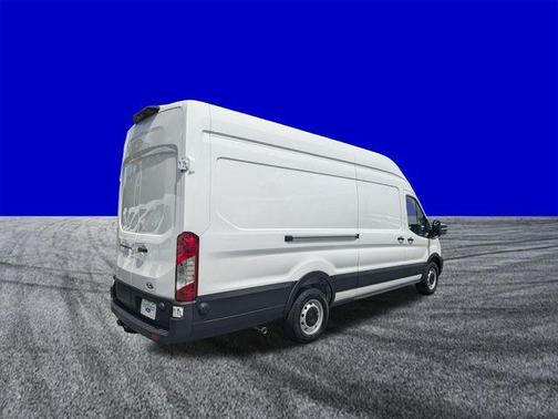 Oxford White 2026 Ford Transit-250 Base