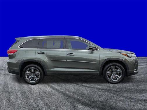 2018 Toyota Highlander Limited Platinum