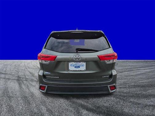 2018 Toyota Highlander Limited Platinum