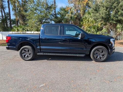 2024 Ford F-150 Lightning Flash