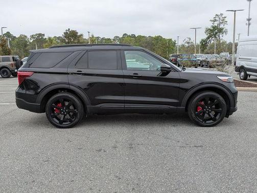 Agate Black Metallic 2023 Ford Explorer ST