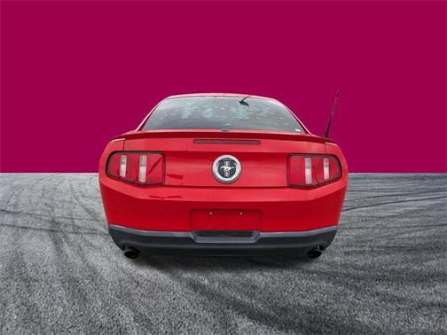 2011 Ford Mustang V6 Premium