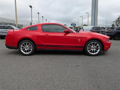 2011 Ford Mustang V6 Premium