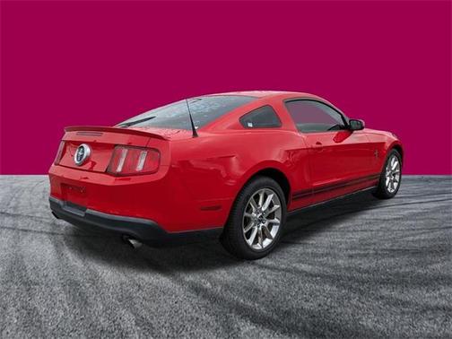 2011 Ford Mustang V6 Premium