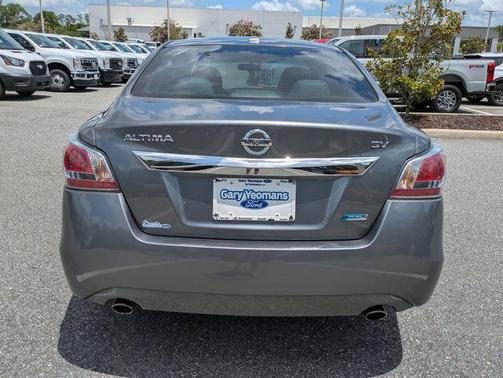 Gun Metallic 2014 Nissan Altima 2.5 SV