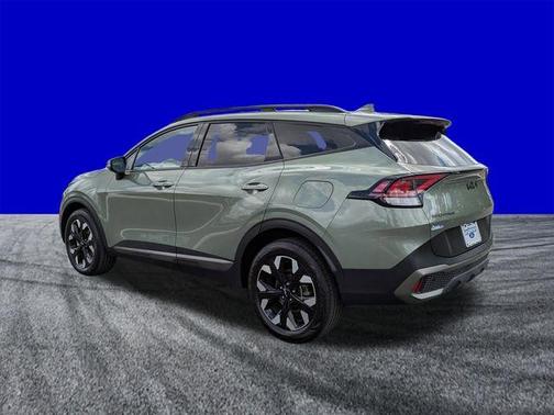 Jungle Green 2023 Kia Sportage X-Line