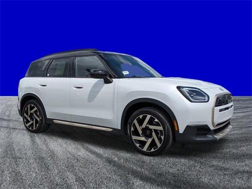 2025 MINI Countryman Base