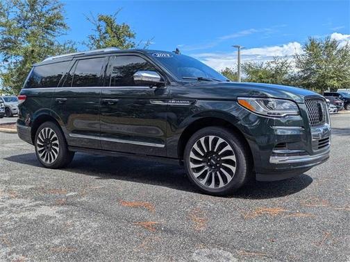 2023 Lincoln Navigator Black Label