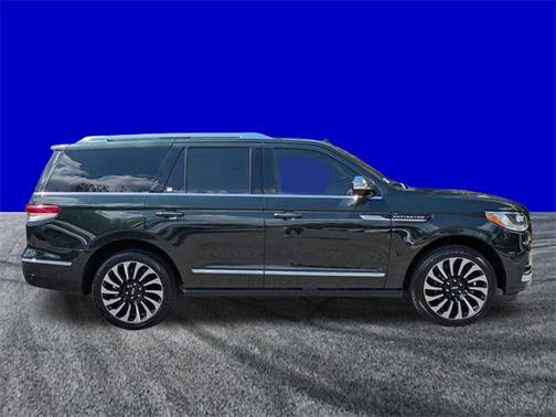 2023 Lincoln Navigator Black Label