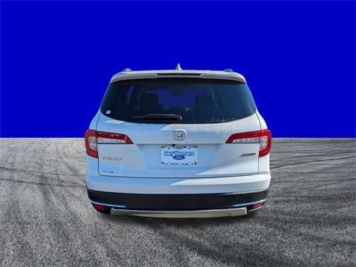 2022 Honda Pilot Touring 7-Passenger